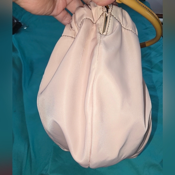 Salvatore Ferragamo Cream and Gold Shoulder Bag with Ruched Design - Picture 5 of 10